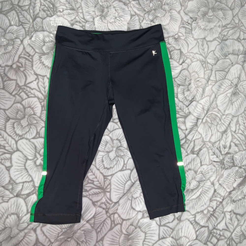 Danskin Now Athletic Capris